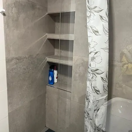 Centrally-Located, Spacious Flat At Historic Centre & Short Walk To Beach Alicante Exterior photo