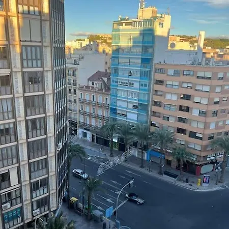 Centrally-Located, Spacious Flat At Historic Centre & Short Walk To Beach Alicante Exterior photo